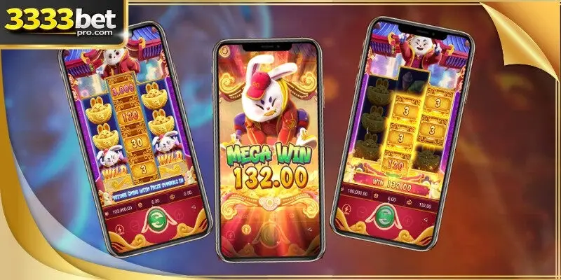 A high-resolution display showing the unique three-reel layout and prize icons