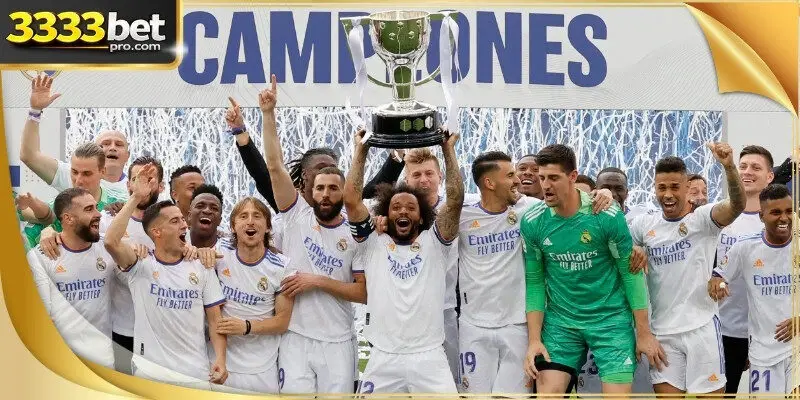A close-up of a team crest representing the history of Spanish